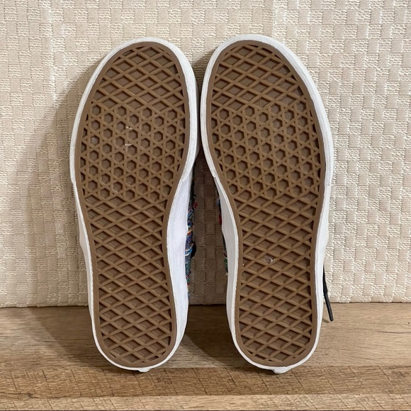 Boy's Vans Off The Wall Skate Shoes Size 4 - Picture 9 of 11